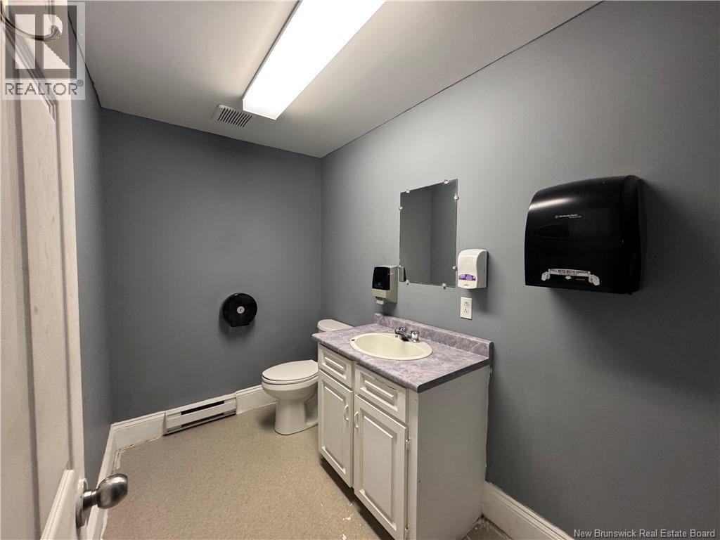 35 Juniper Mill Road - 24