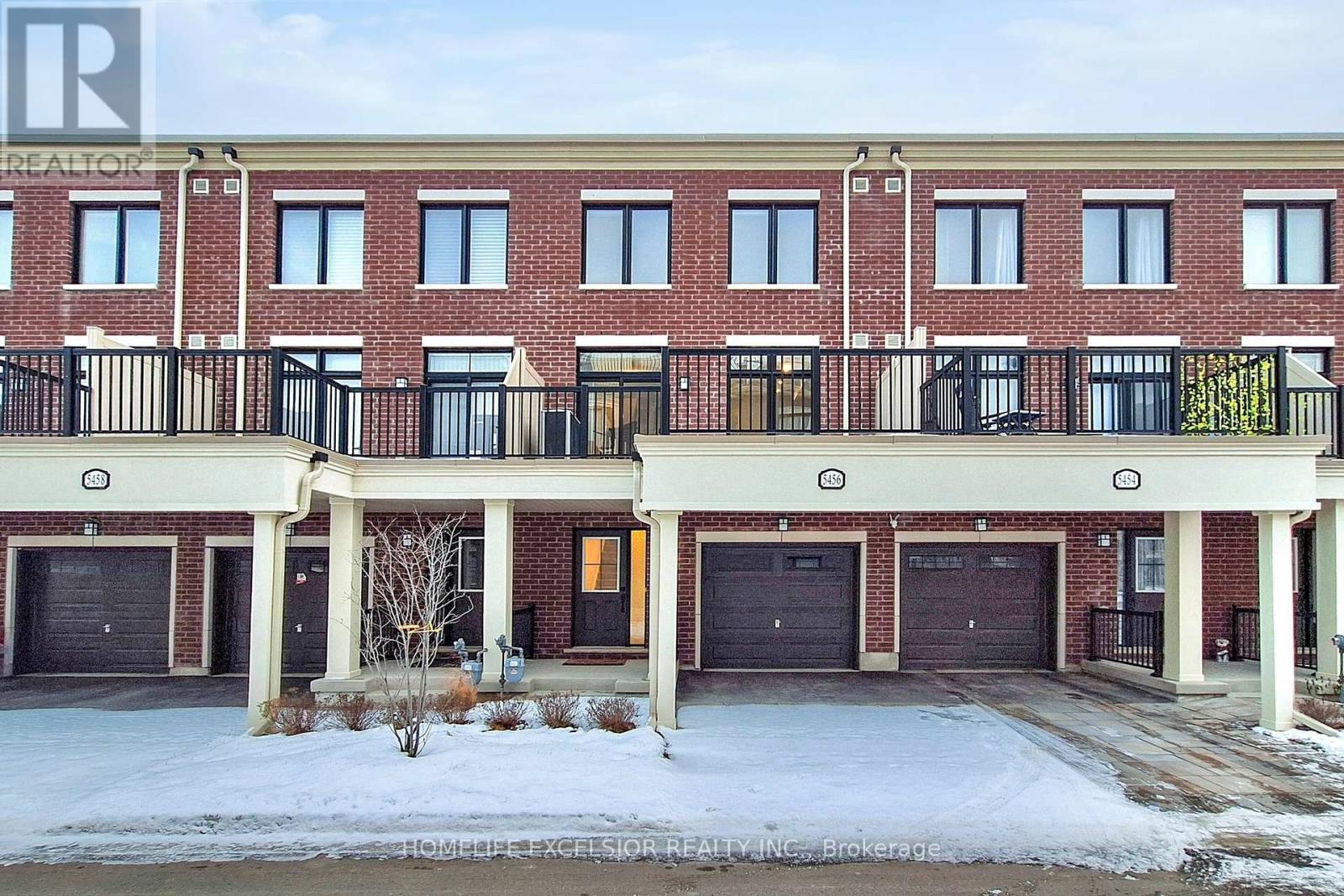 5456 MAIN STREET - 36
