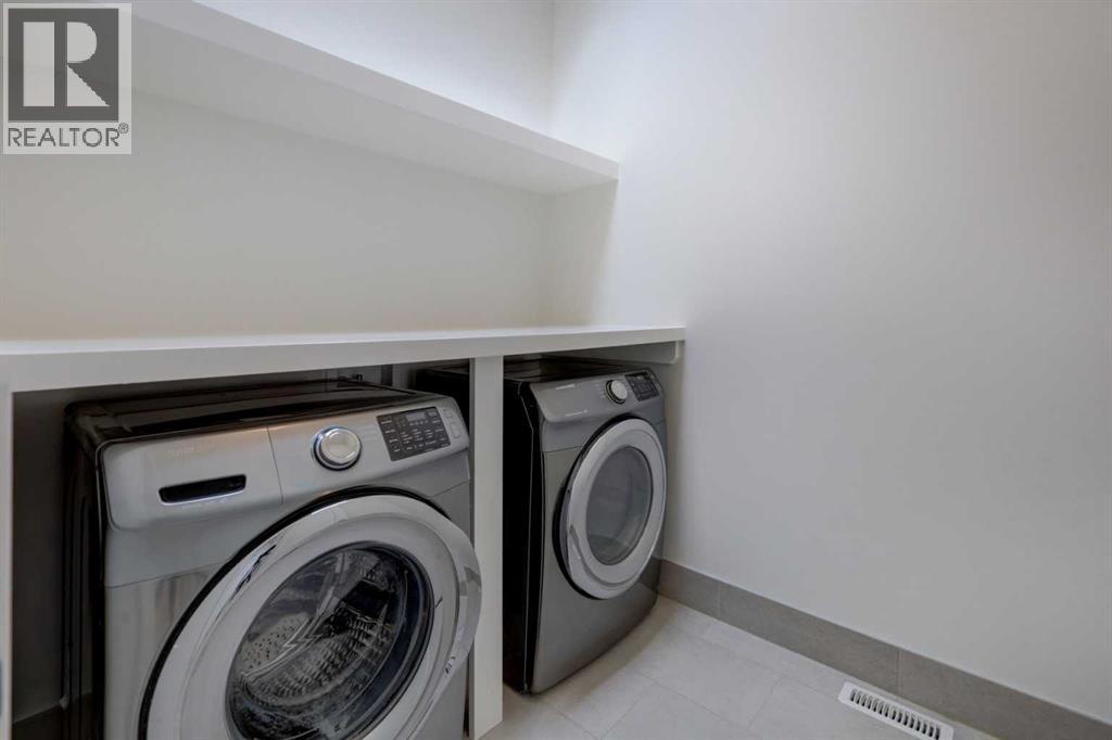 3422 5 Avenue NW - 28