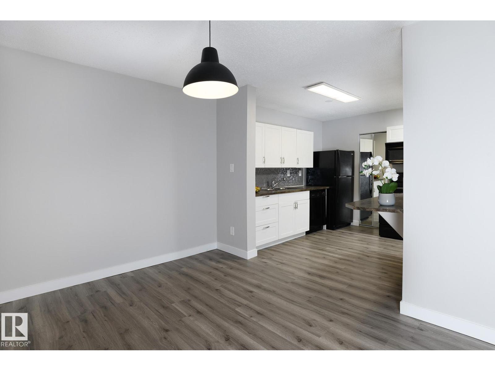 5816 172 ST NW - 9