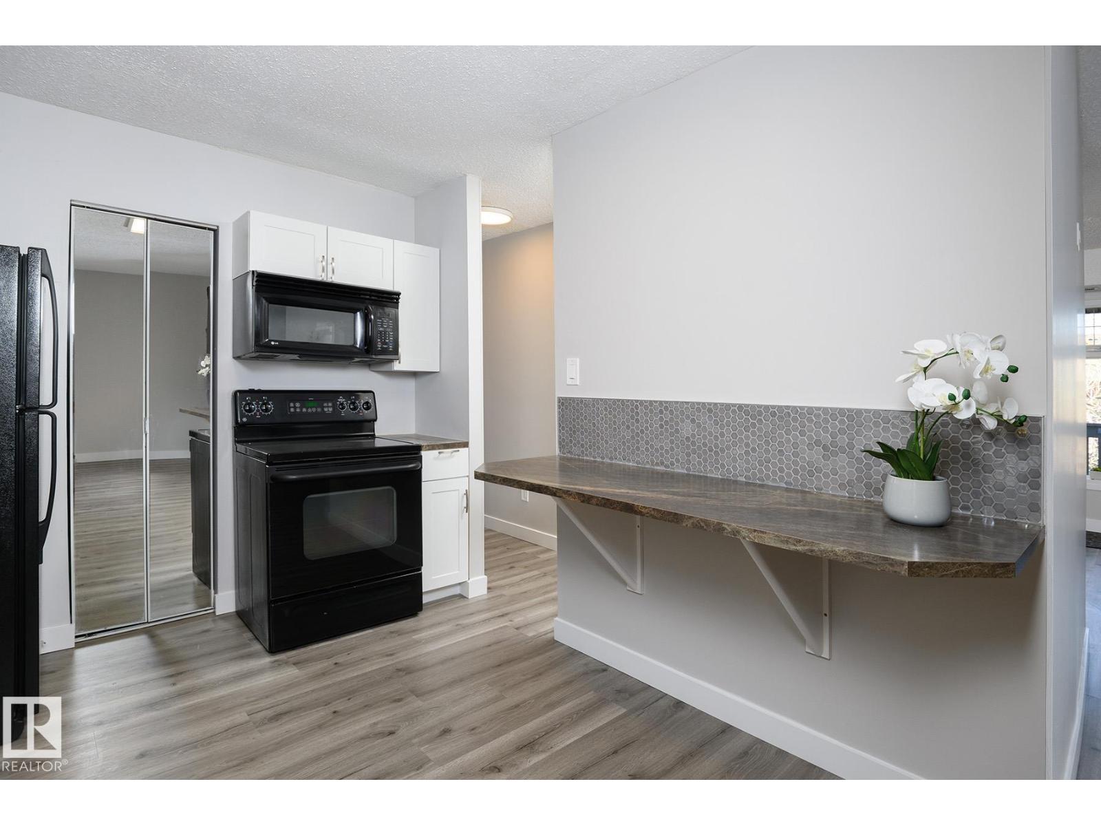5816 172 ST NW - 11