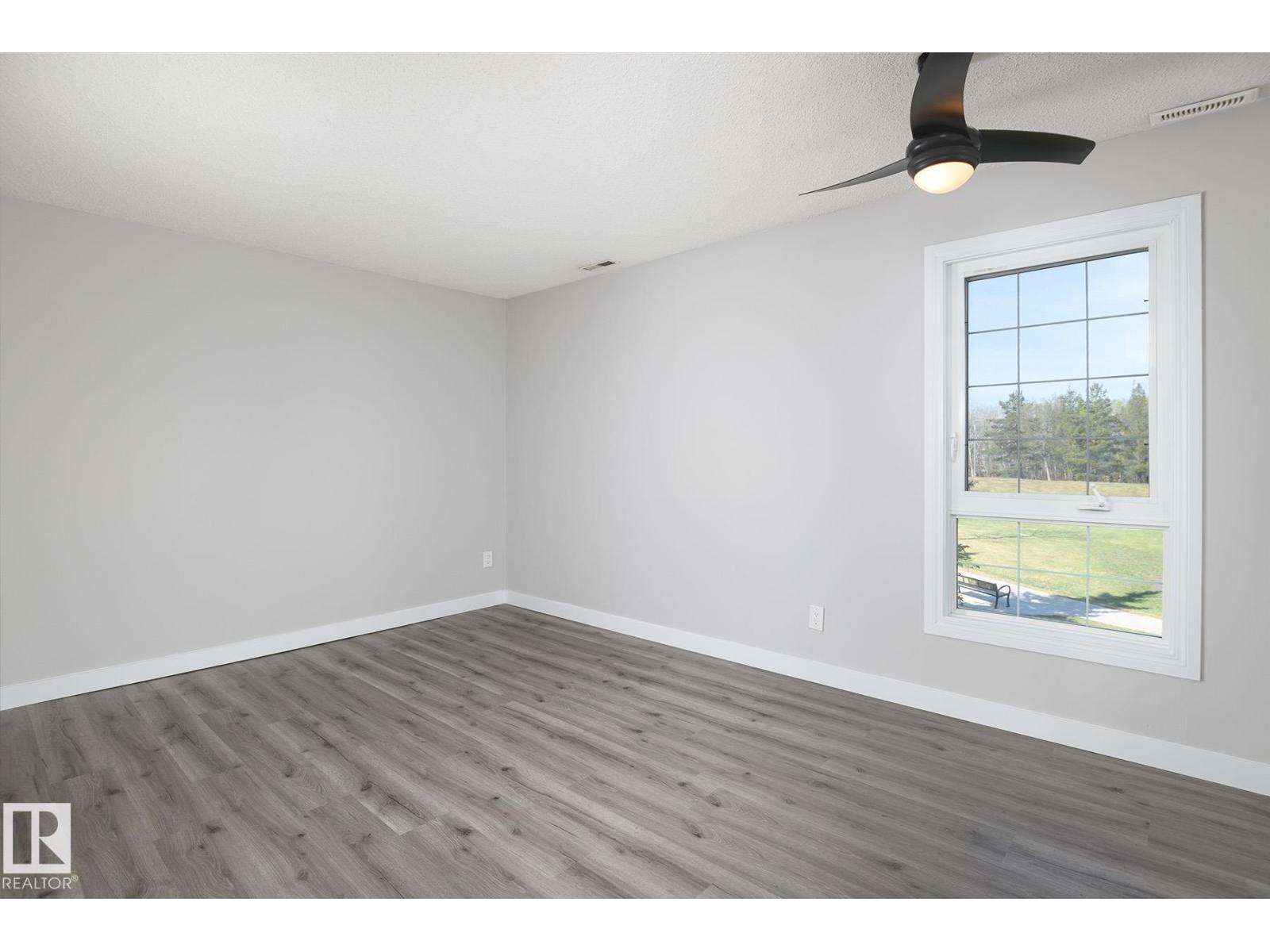 5816 172 ST NW - 23