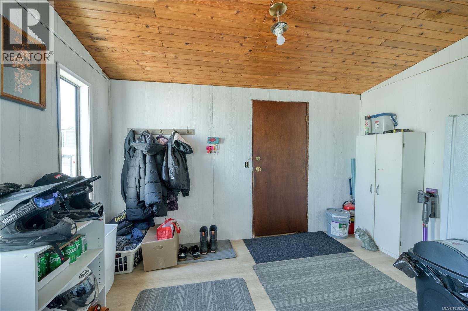 7296 Teakerne Dr - 3