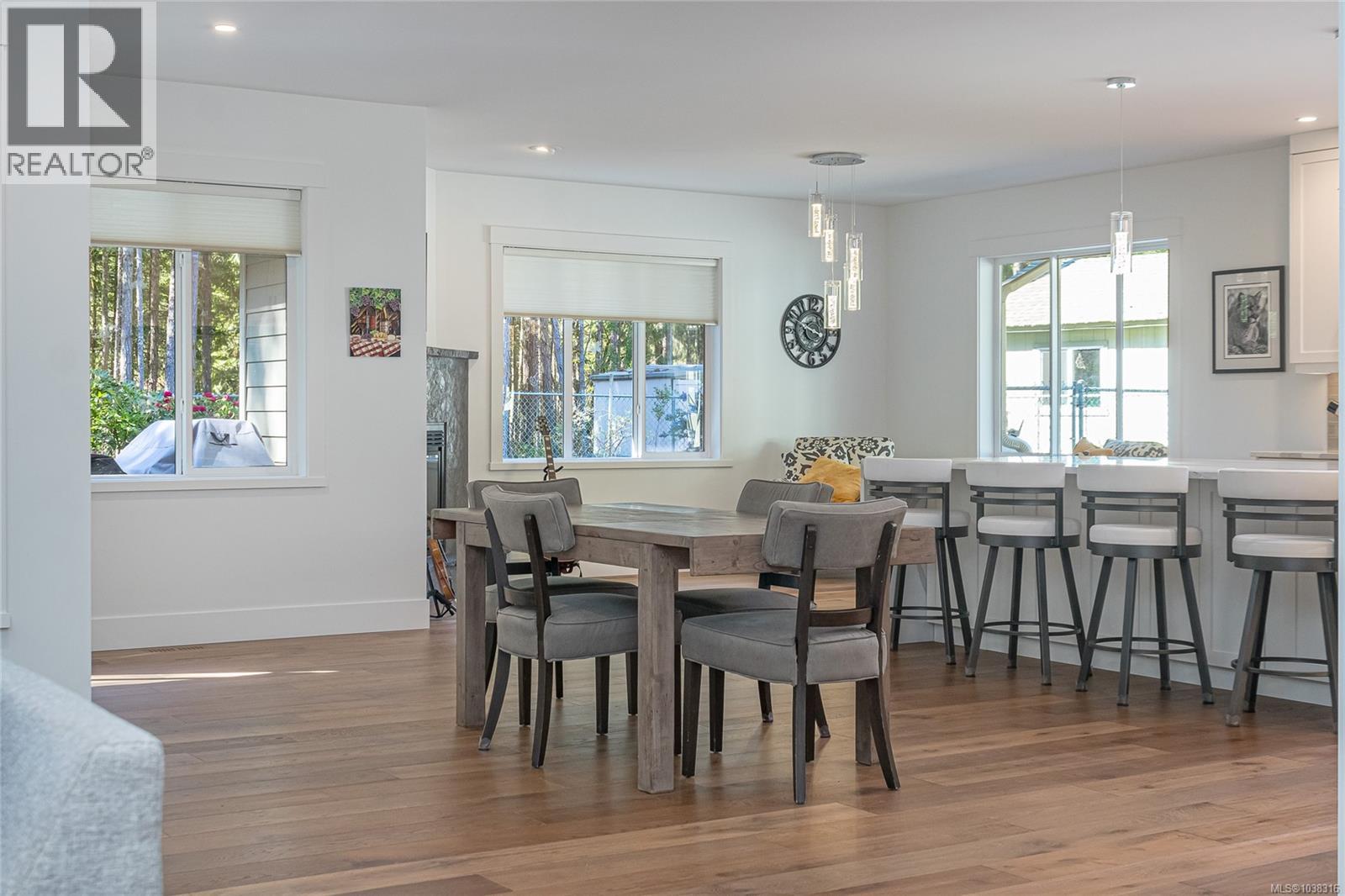 900 Rivers Edge Dr - 14