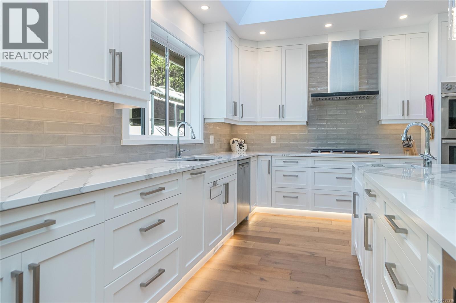 900 Rivers Edge Dr - 17