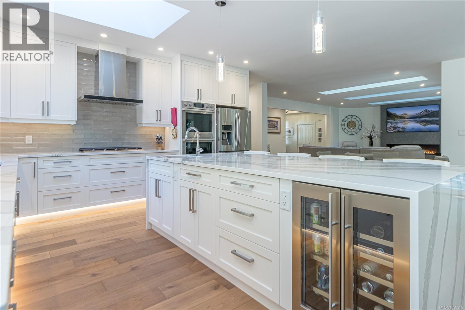 900 Rivers Edge Dr - 18