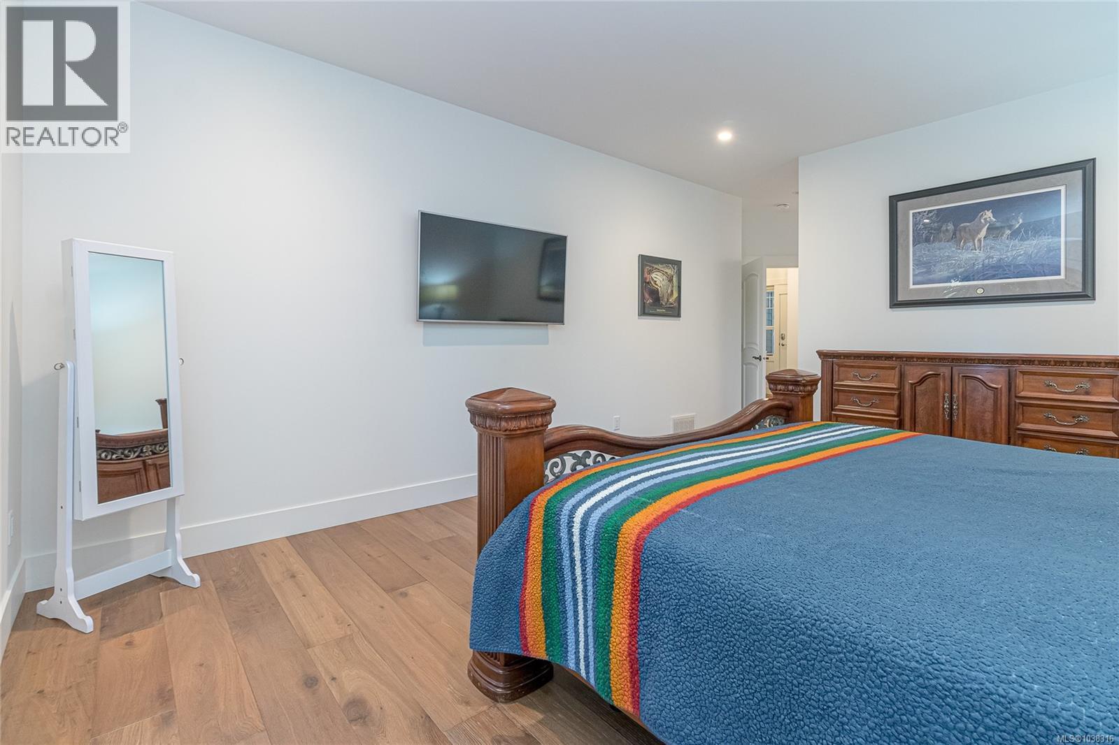 900 Rivers Edge Dr - 25