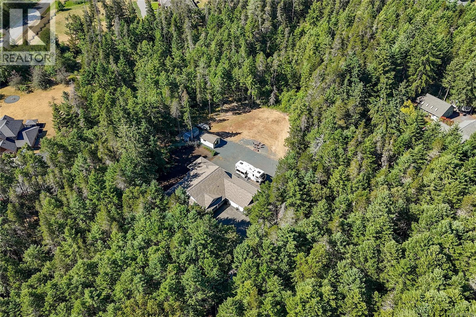 900 Rivers Edge Dr - 52