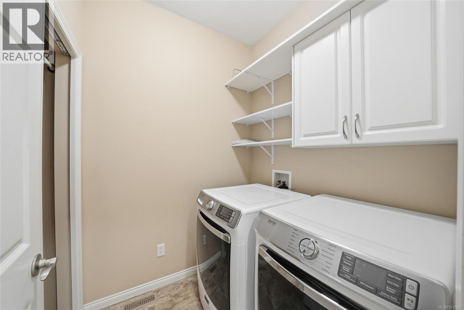 #5 631 Blenkin Ave - 22