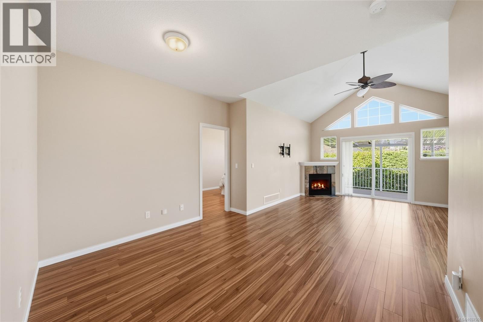 #5 631 Blenkin Ave - Image 3