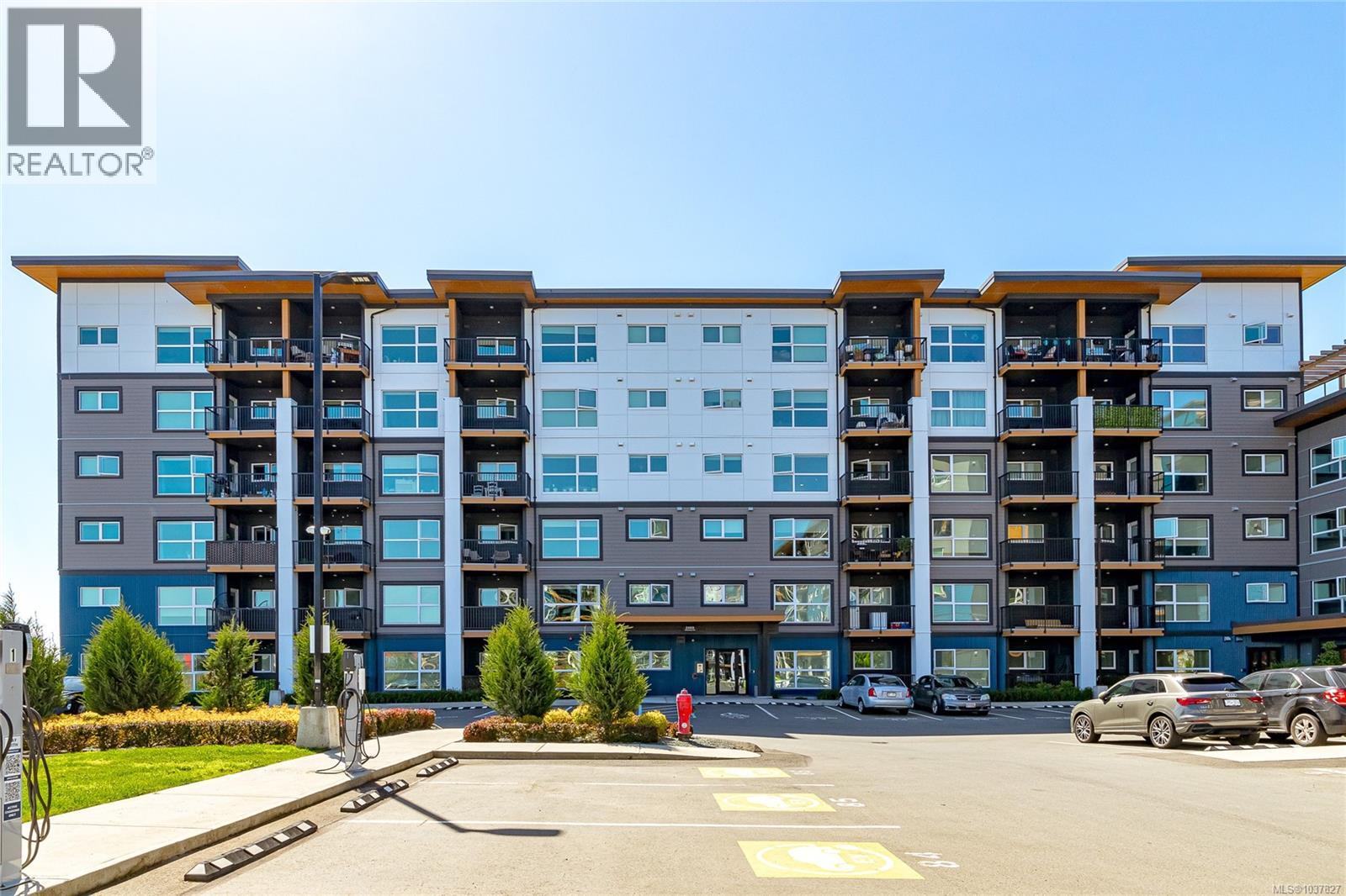 #217 2469 Gateway Rd - 1