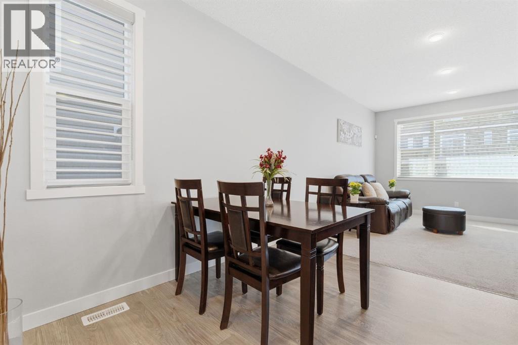 131 Walcrest Way SE - 16