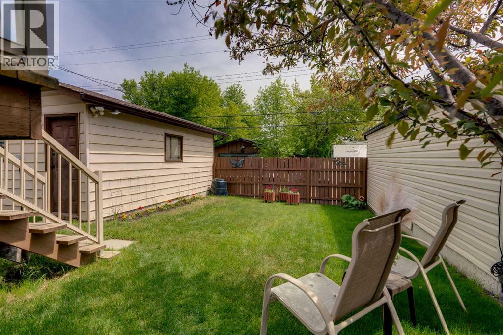 20 Ogmoor Crescent SE - 45