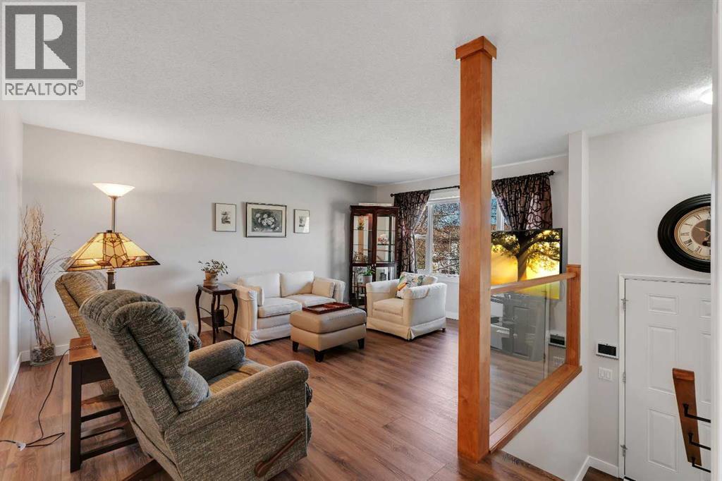 20 Ogmoor Crescent SE - 17