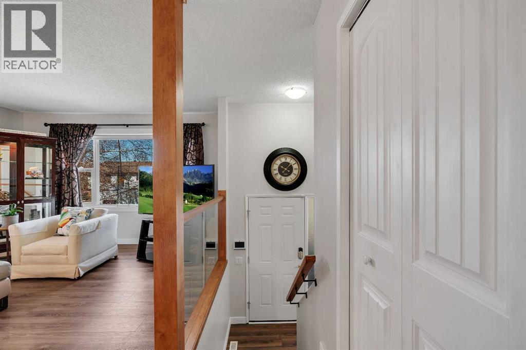 20 Ogmoor Crescent SE - 31