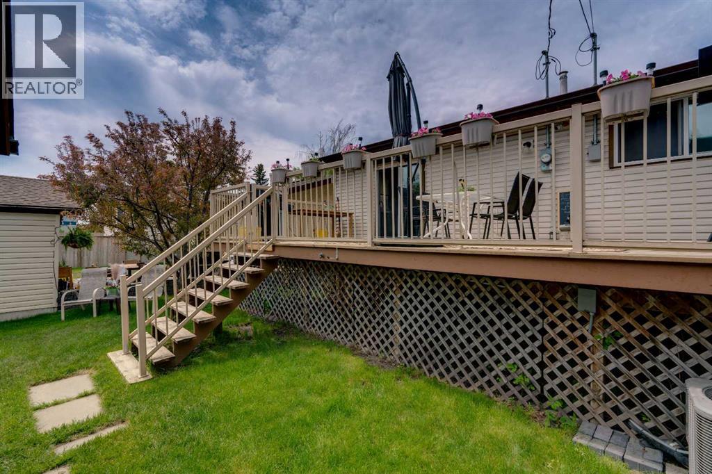 20 Ogmoor Crescent SE - 43