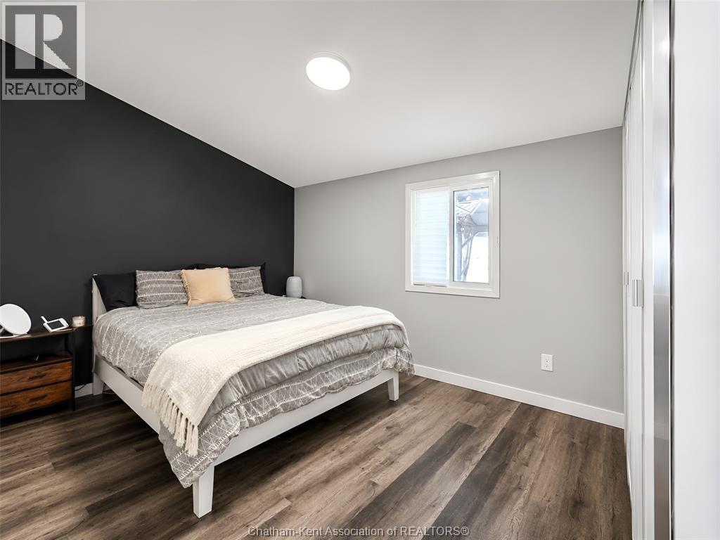 579 Centre STREET - 10
