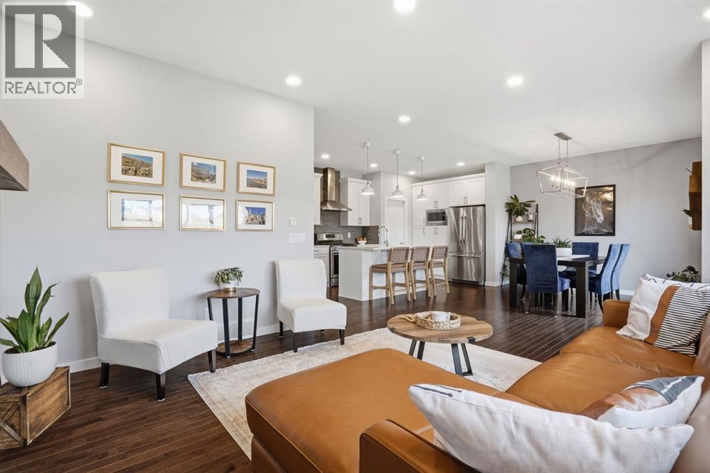 81 Mount Rae Heights - 12
