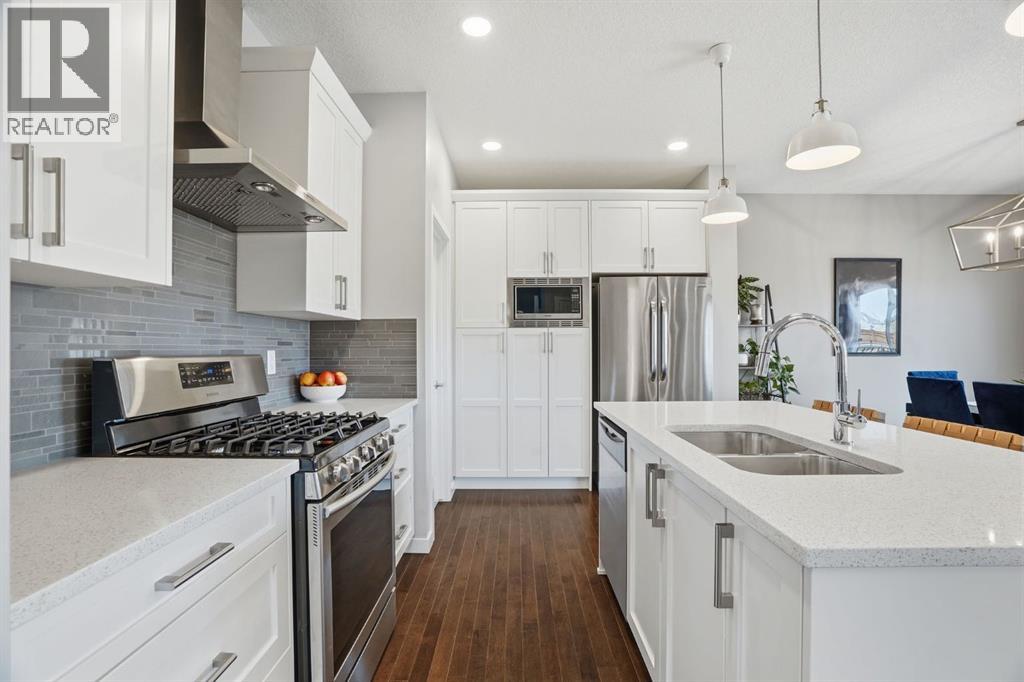 81 Mount Rae Heights - Image 3
