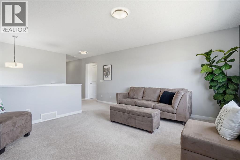 81 Mount Rae Heights - 21