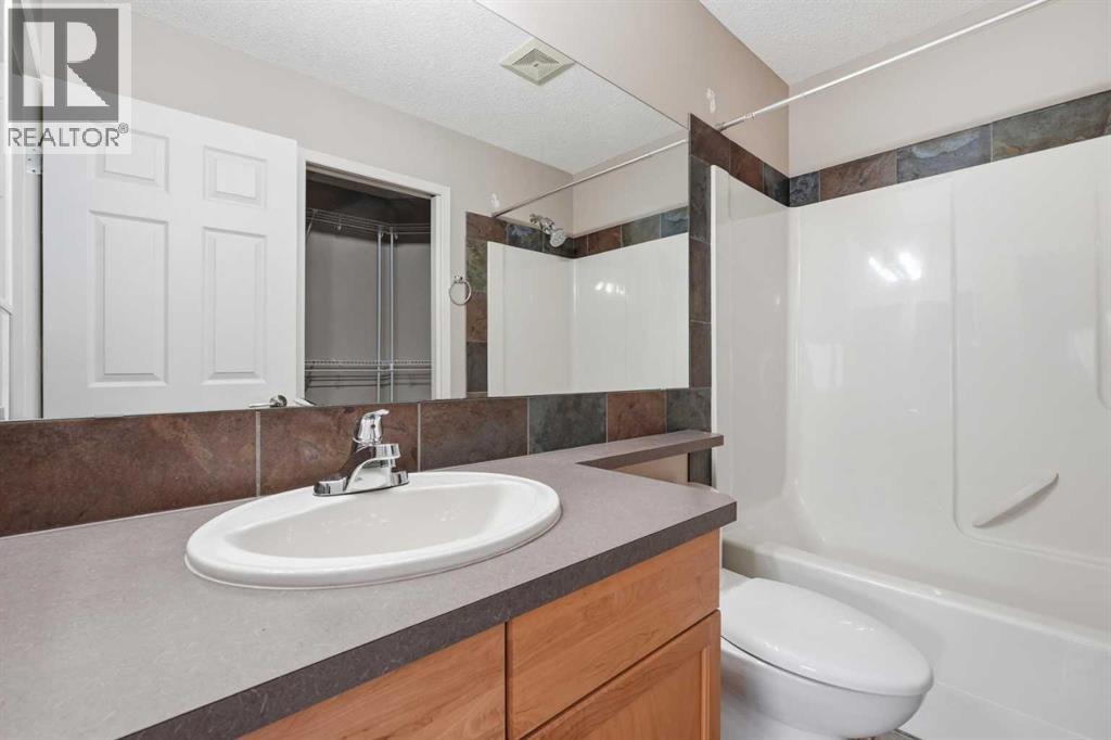 78 Everglen Way SW - 26