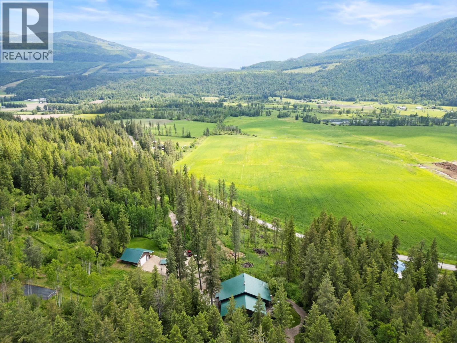 1099 Enderby Mabel Lake Road - 89