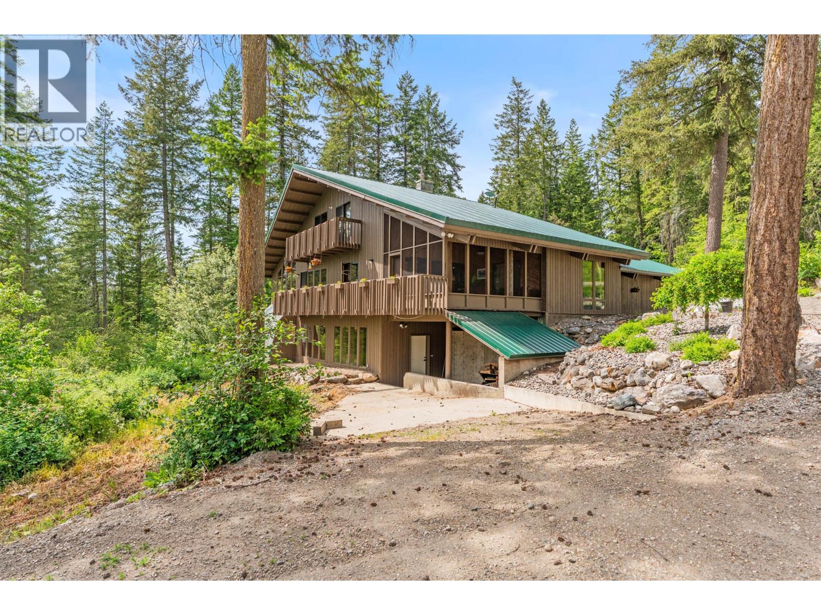 1099 Enderby Mabel Lake Road - 86