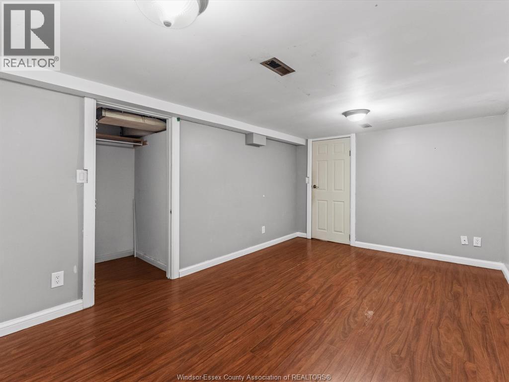962 MERRITT - 19