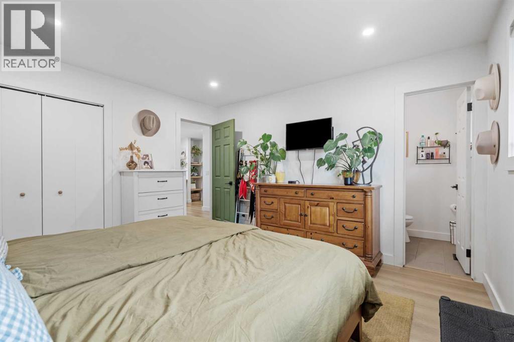 240 Lynnview Way SE - 17