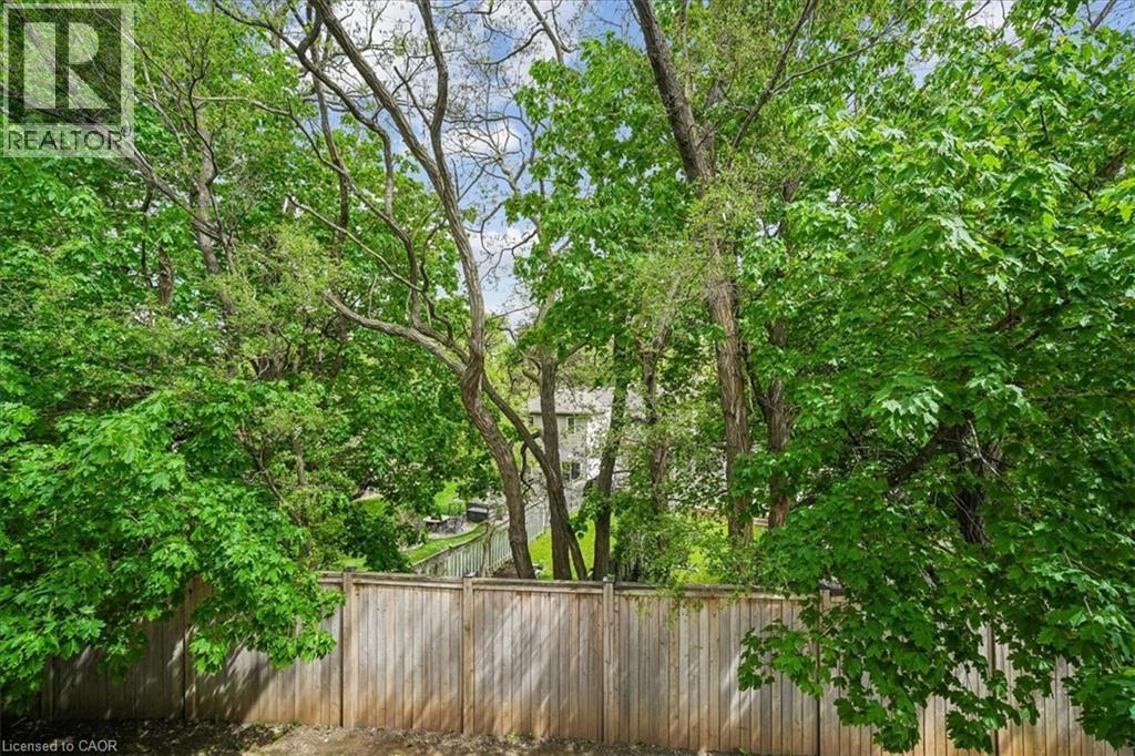 #51 70 PLAINS Road W - 14