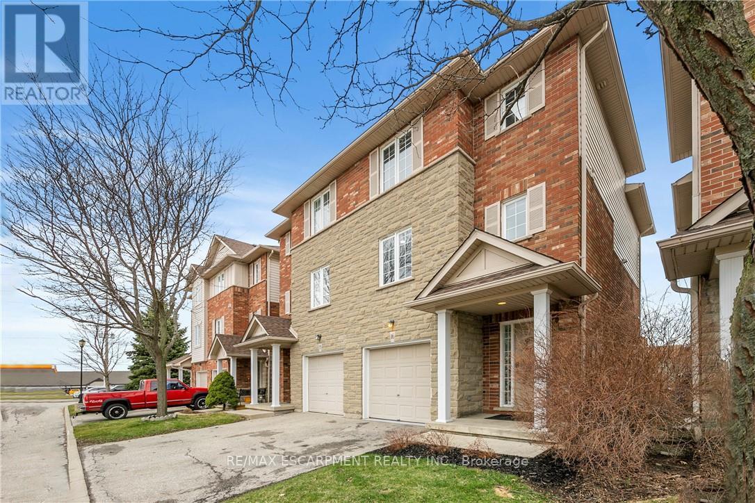 #16 876 GOLF LINKS ROAD - 2