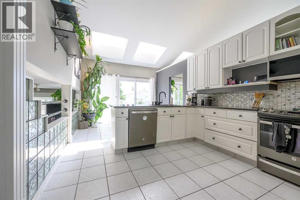 6105 95 Street - 17
