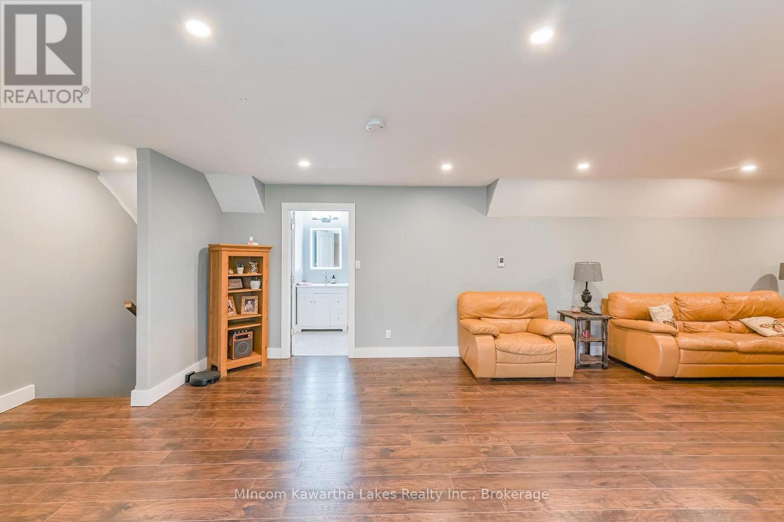 45 KENEDON DRIVE - 37