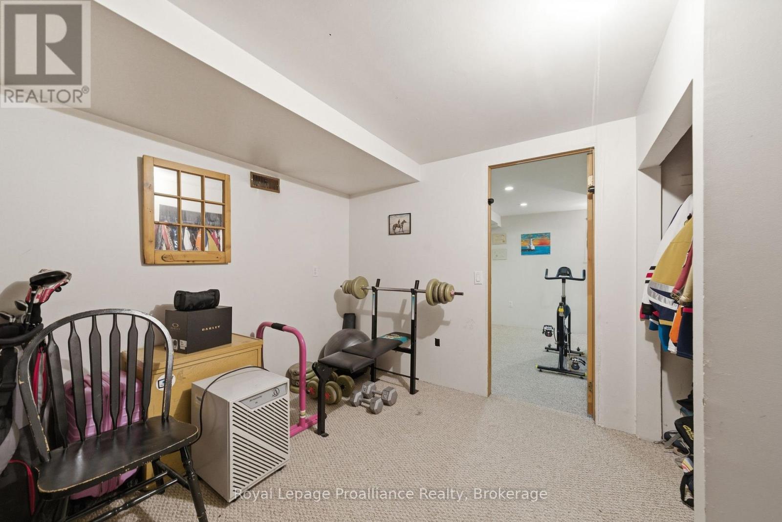 903 FAIRBANKS ROAD - 21