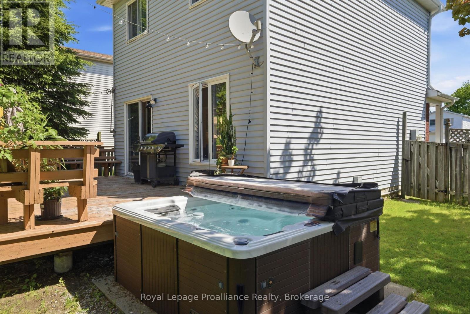903 FAIRBANKS ROAD - 39