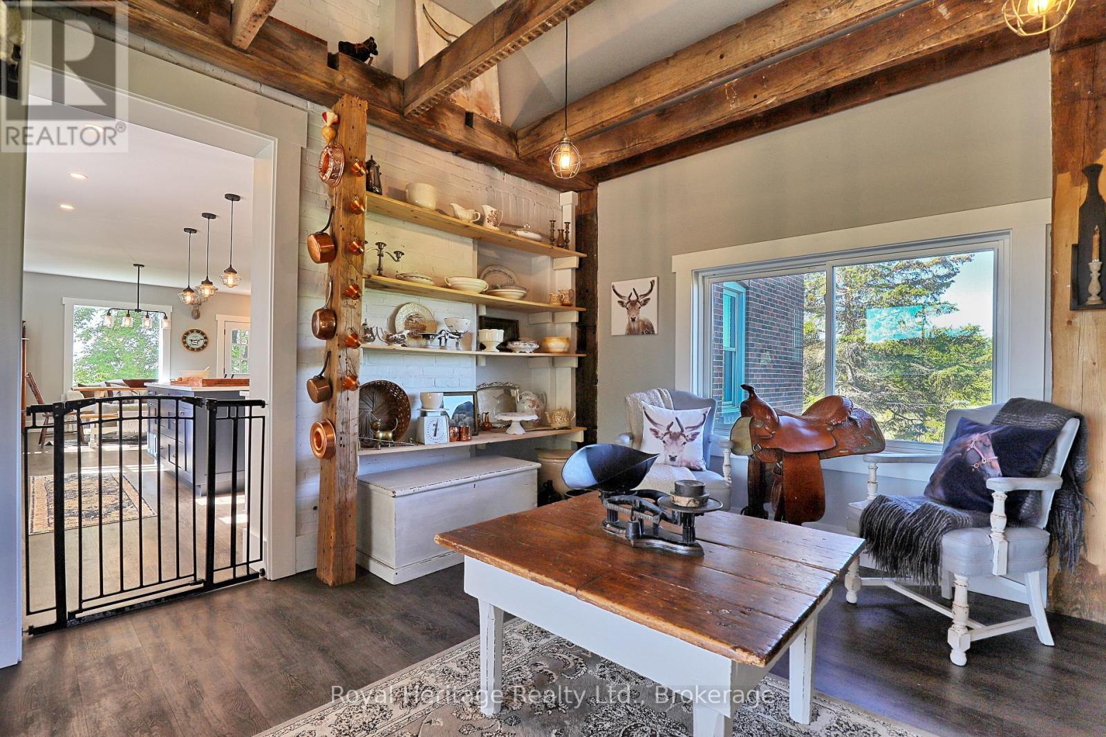 140 ROBIN ROAD - 12