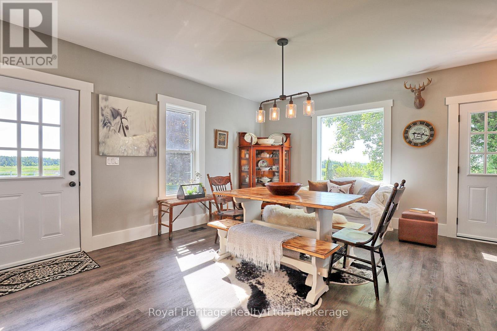 140 ROBIN ROAD - 14