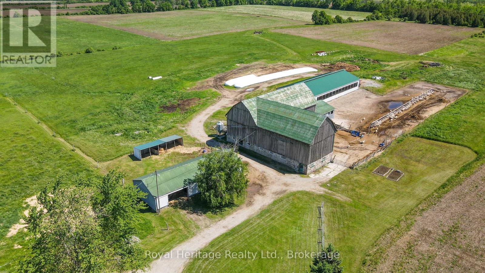 140 ROBIN ROAD - 31