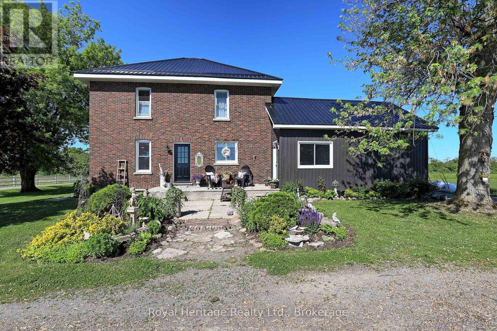 140 ROBIN ROAD - 9