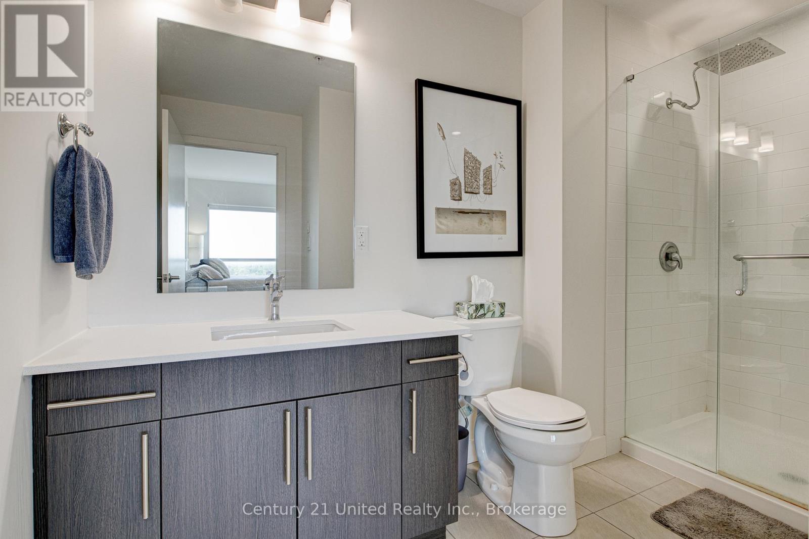#1702 1 VICTORIA STREET S - 22