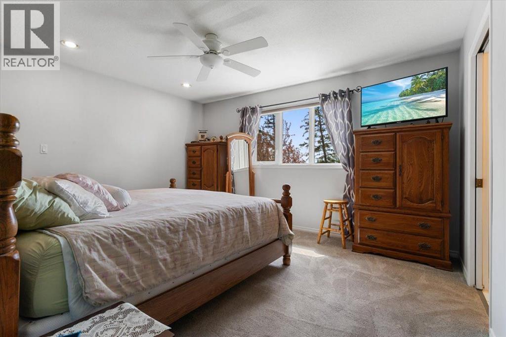 10233 114A Avenue - 18