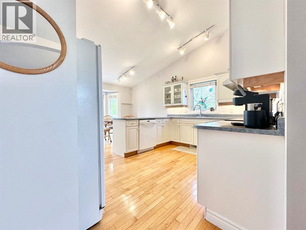 10233 114A Avenue - 11
