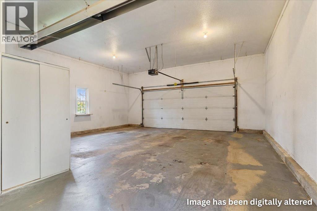 10233 114A Avenue - 38