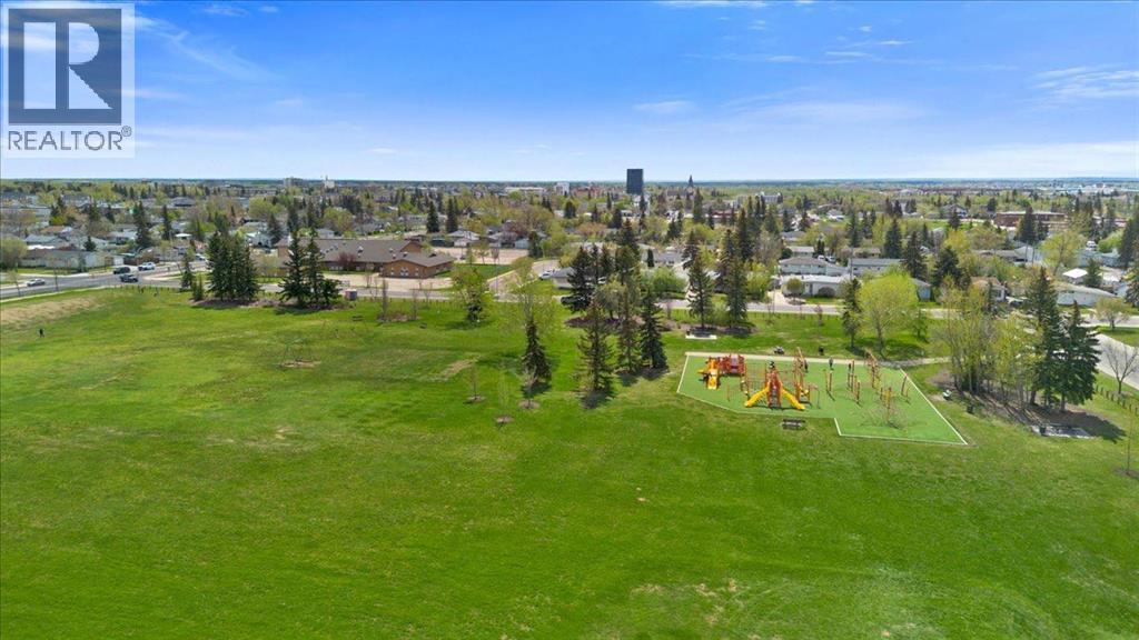 10233 114A Avenue - 37