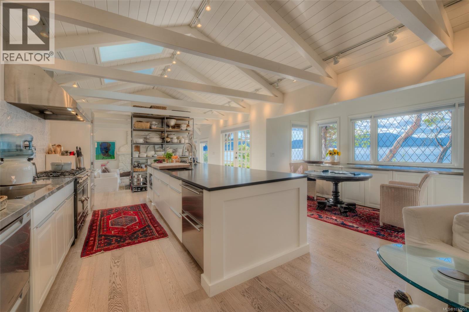 123 Swan Point Rd - 30