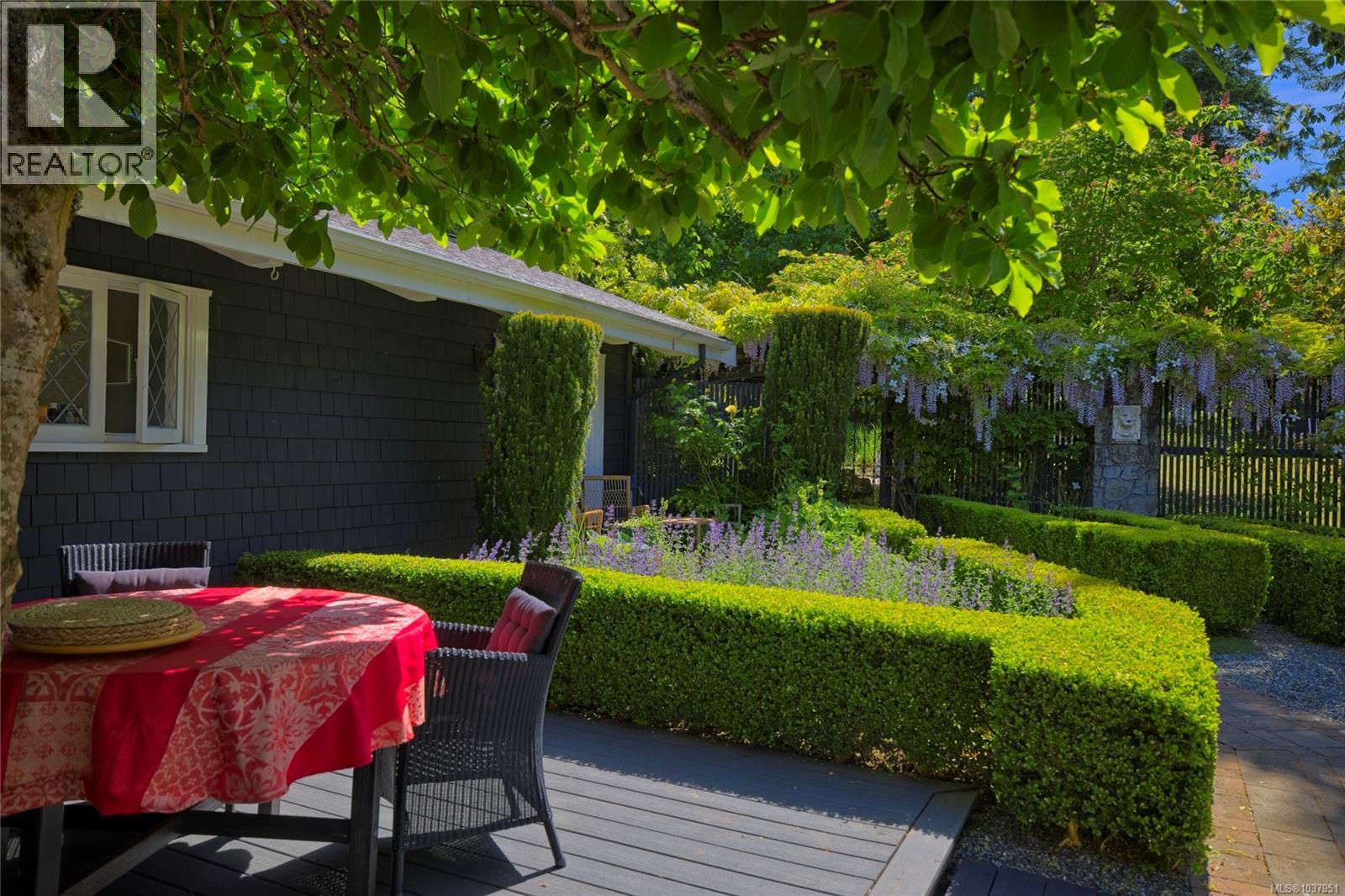 123 Swan Point Rd - 26