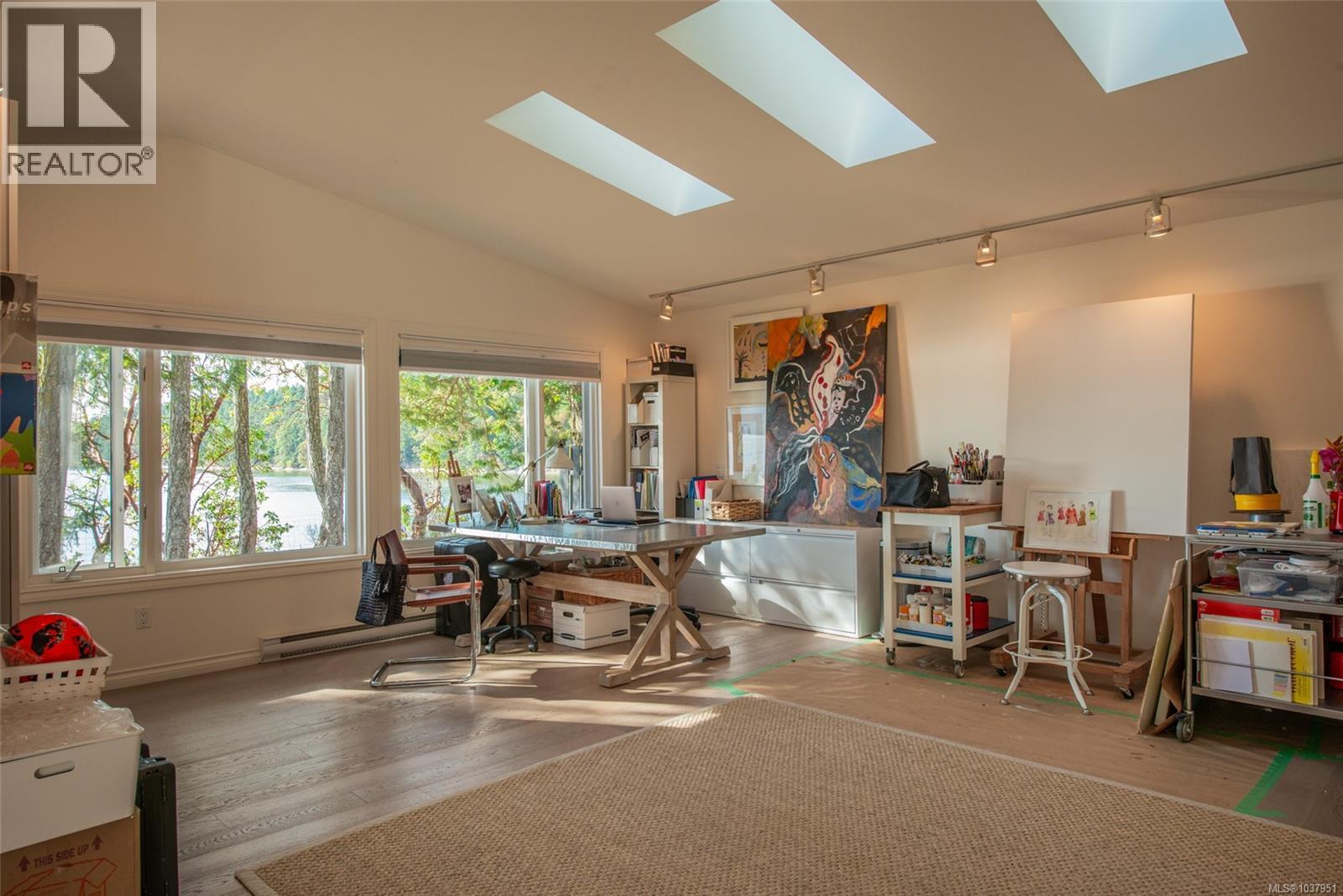 123 Swan Point Rd - 42