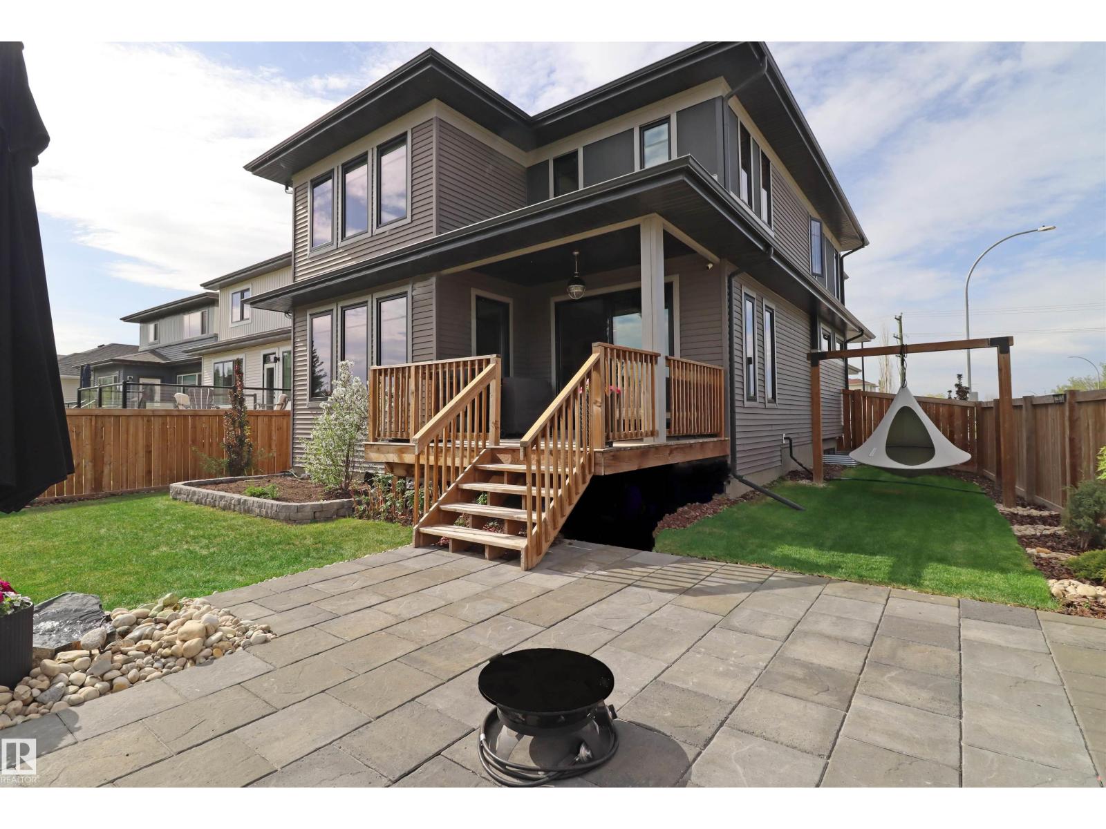 100 GRAYBRIAR DR - 38