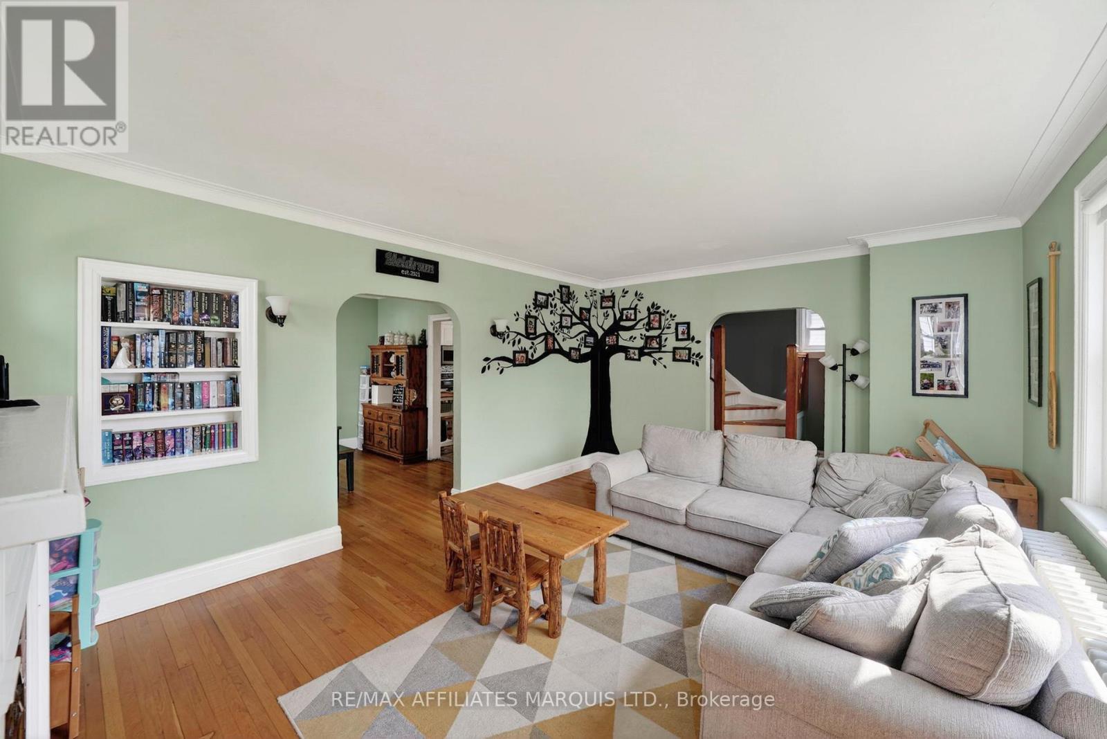 111 FOURTH STREET W - 11