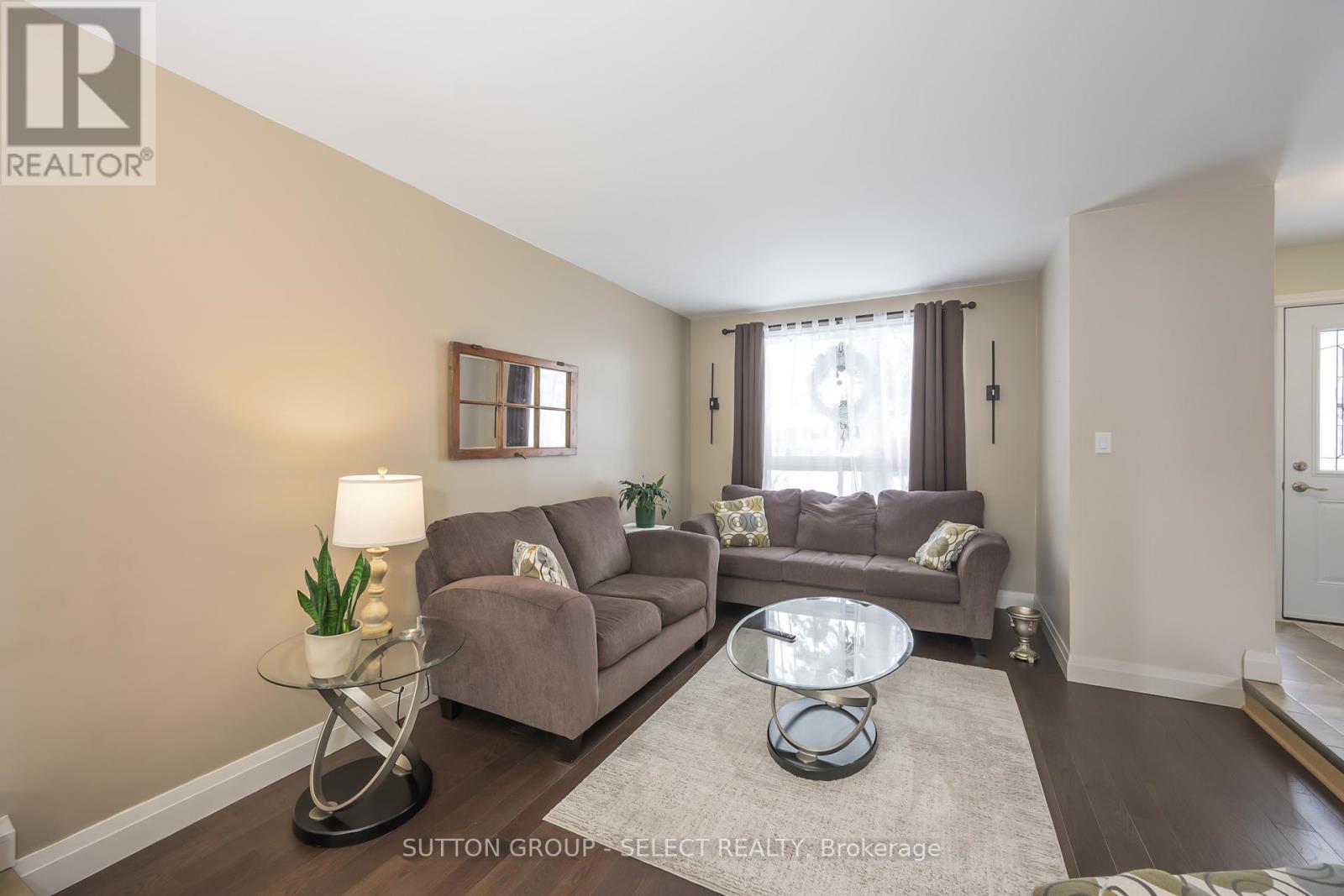 99 INVERARY CRESCENT - 7